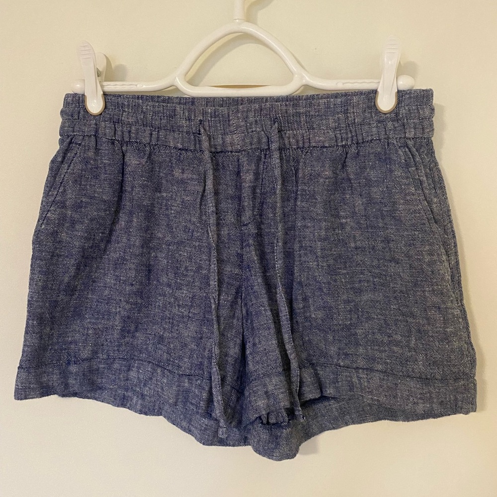 NWOT Old Navy blue linen shorts